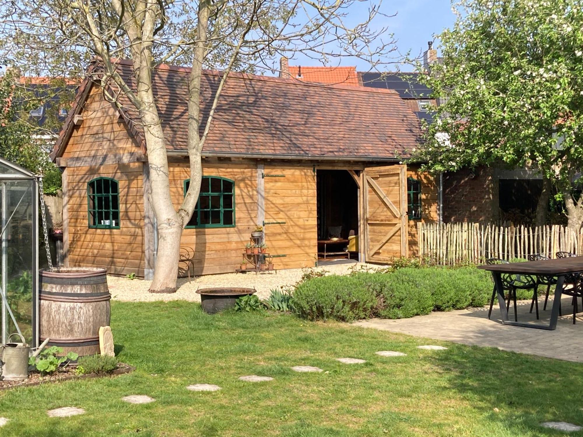 Tree & B Bed & Breakfast Brugge Bagian luar foto